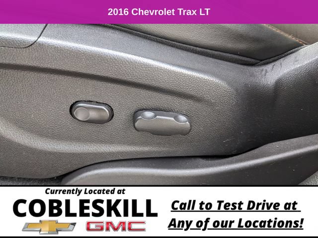 Used 2016 Chevrolet Trax LT w/ LT Convenience Package AWD/4WD image 20