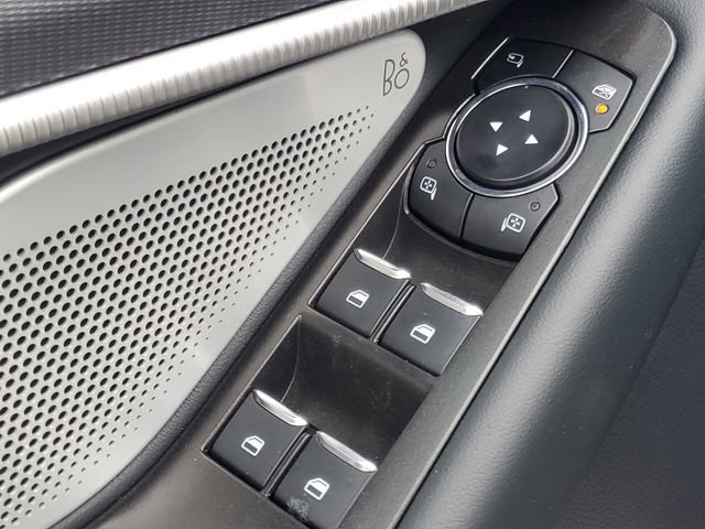 Used 2025 Ford Explorer ST image 12