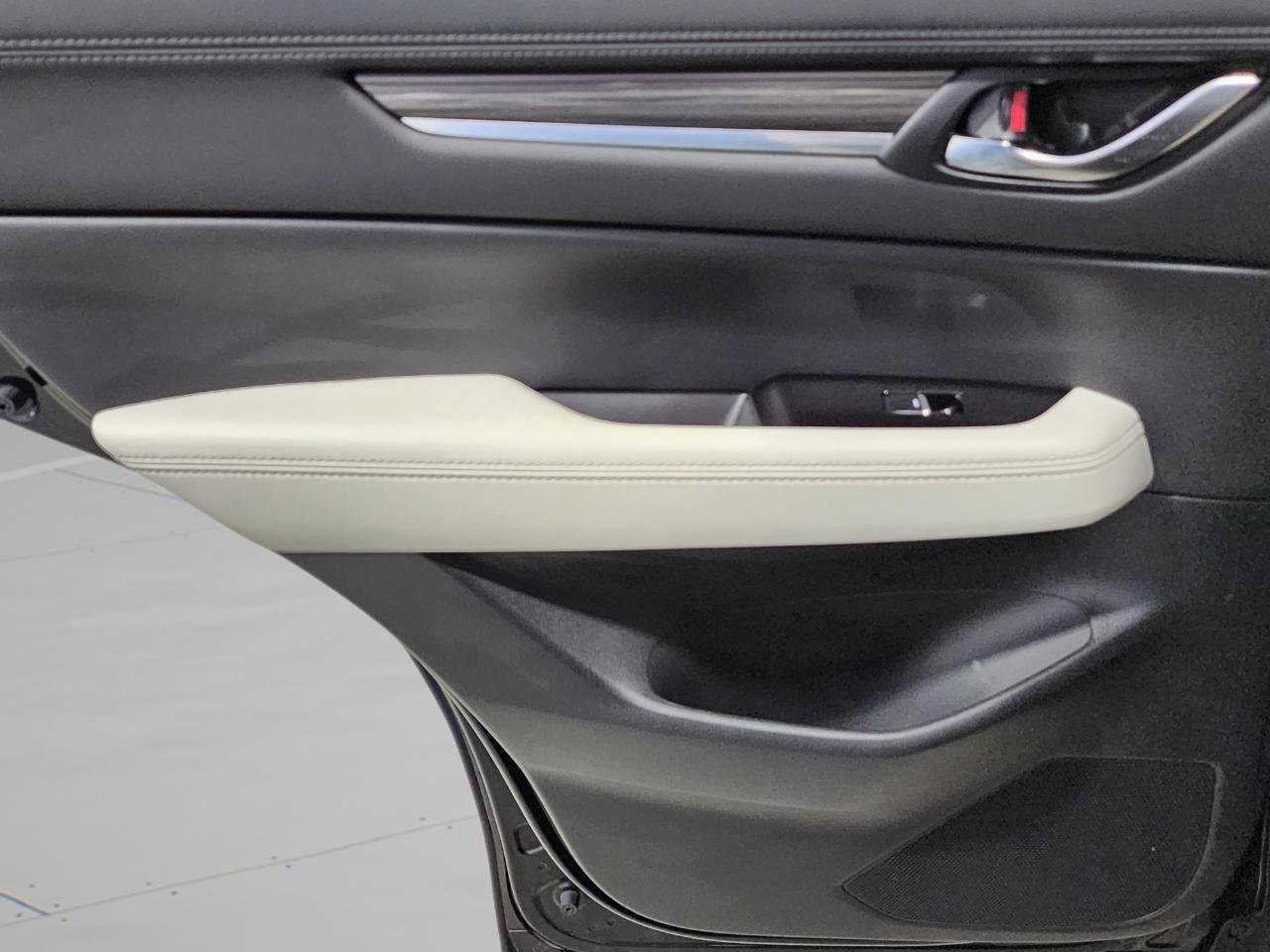 Used 2021 MAZDA CX-5 Grand Touring image 21