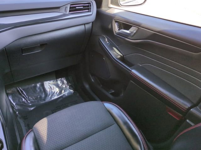 Used 2024 Ford Escape ST-Line image 17