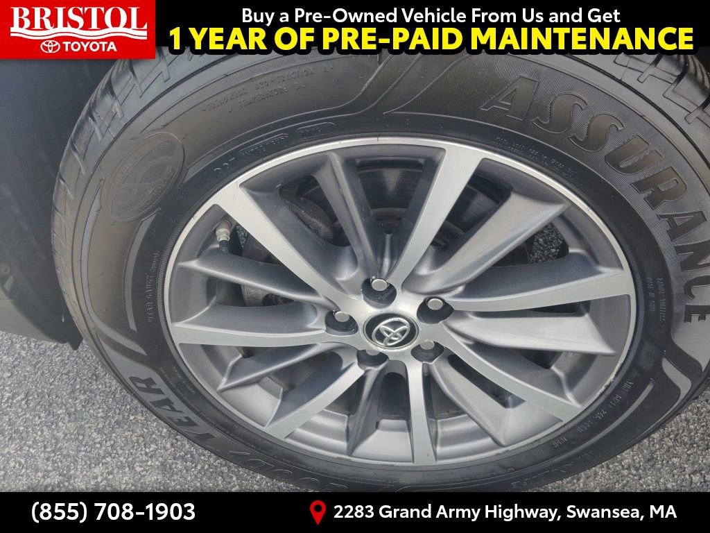 Used 2018 Toyota Highlander XLE AWD/4WD image 12