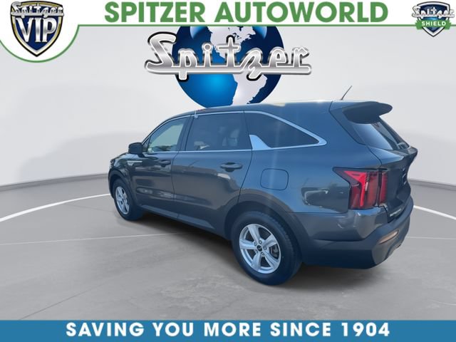 Certified 2023 Kia Sorento LX FWD image 7