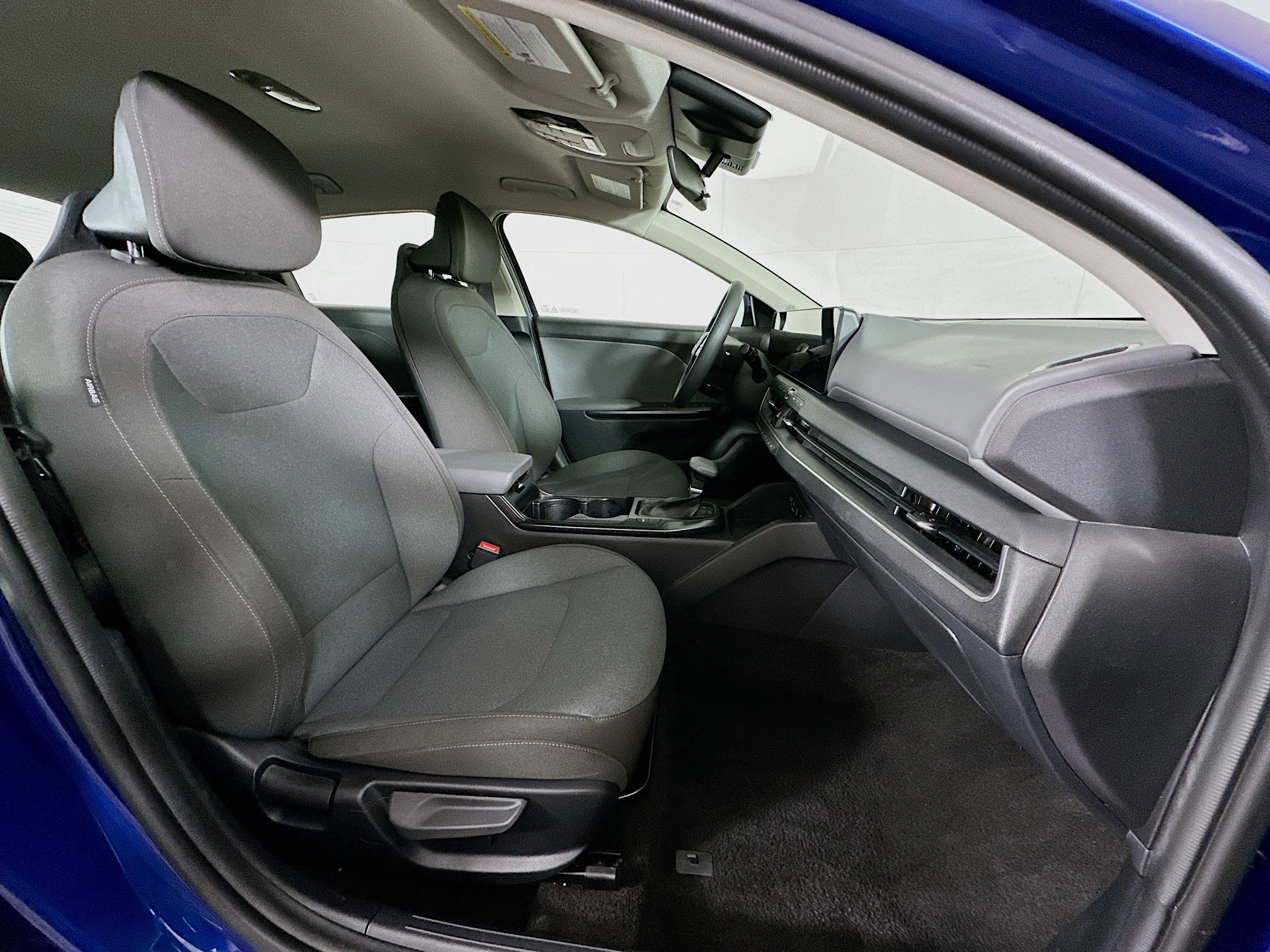 Used 2025 Kia K4 FWD image 30