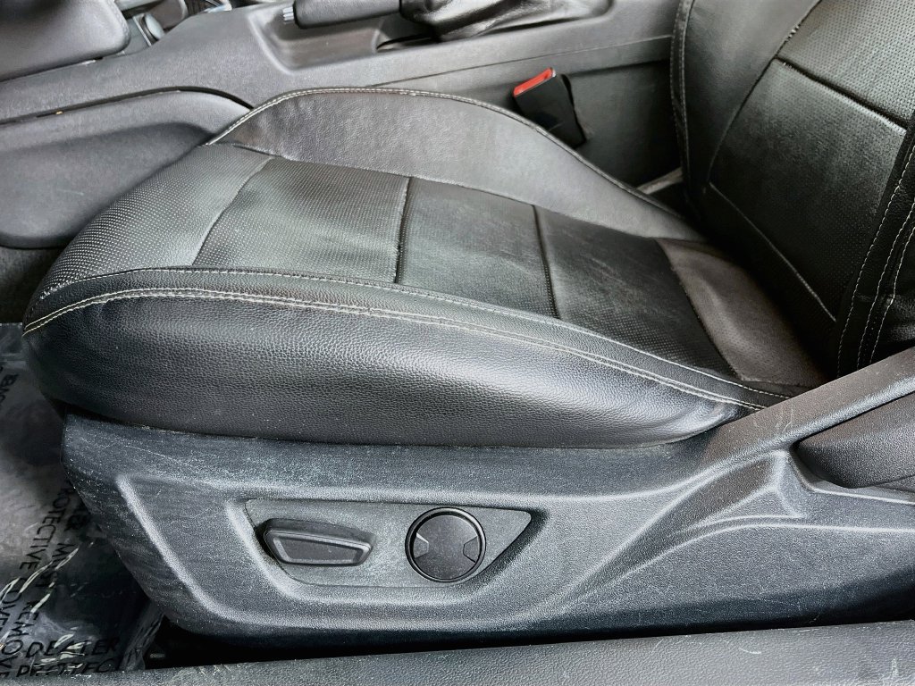 Used 2023 Ford Mustang Premium RWD image 26