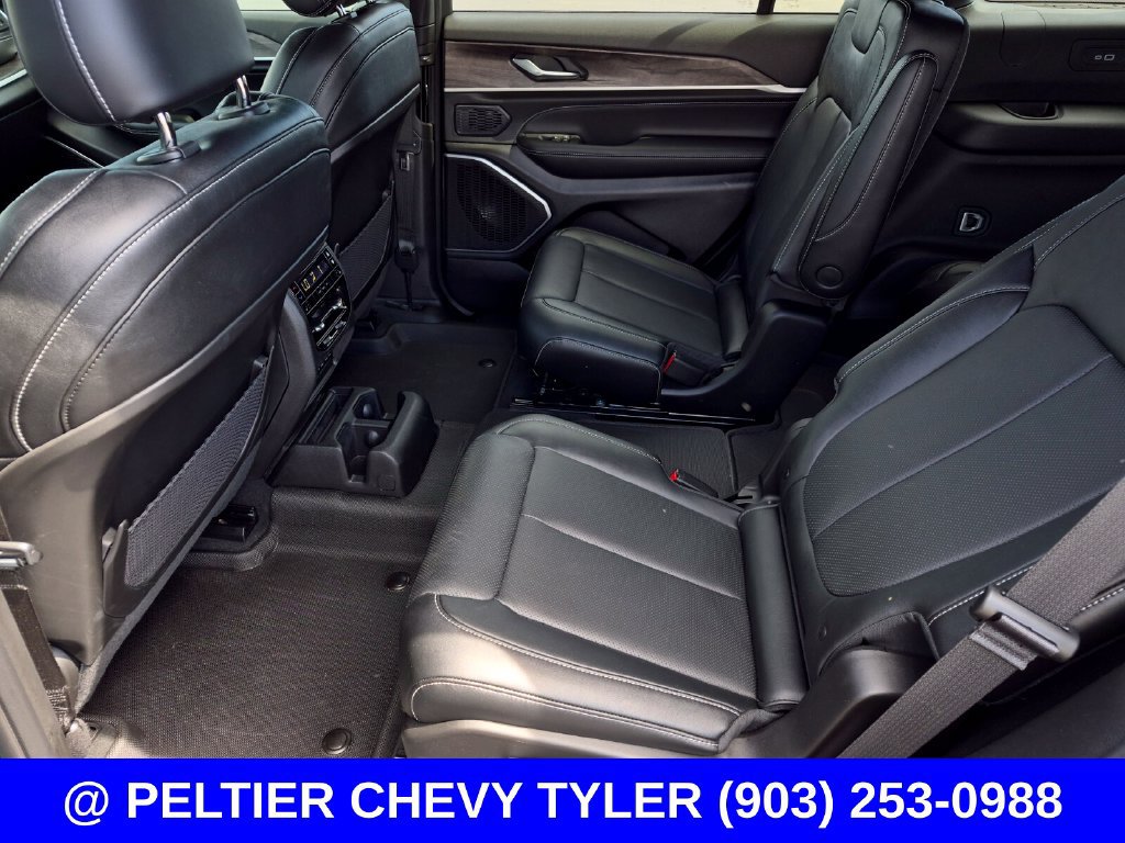 Used 2026 Jeep Grand Cherokee L Limited AWD/4WD image 39