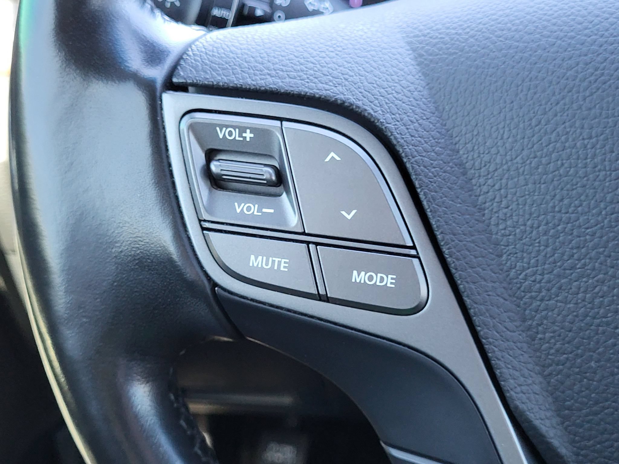 Used 2019 Hyundai Santa Fe XL FWD image 19