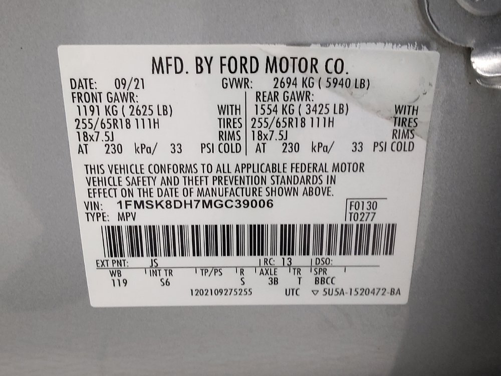 Used 2021 Ford Explorer XLT w/ Equipment Group 202A AWD/4WD image 33