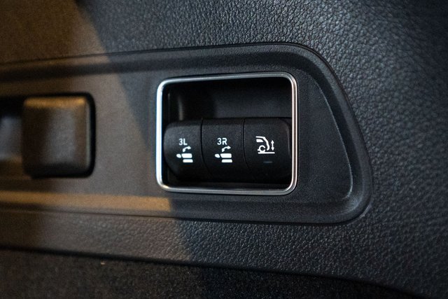 New 2026 Mercedes-Benz GLS 450 4MATIC image 40