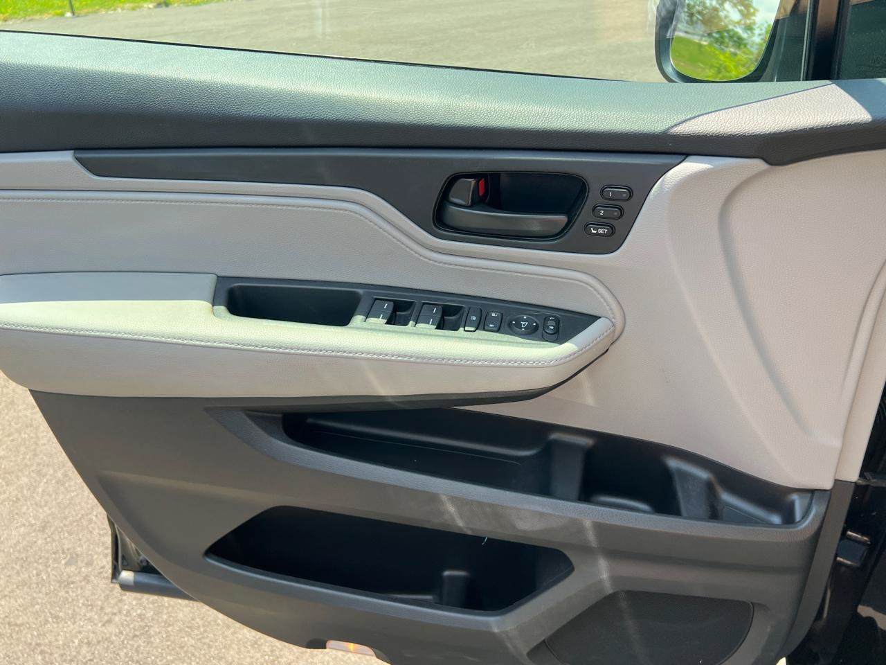 Used 2019 Honda Odyssey EX-L image 16