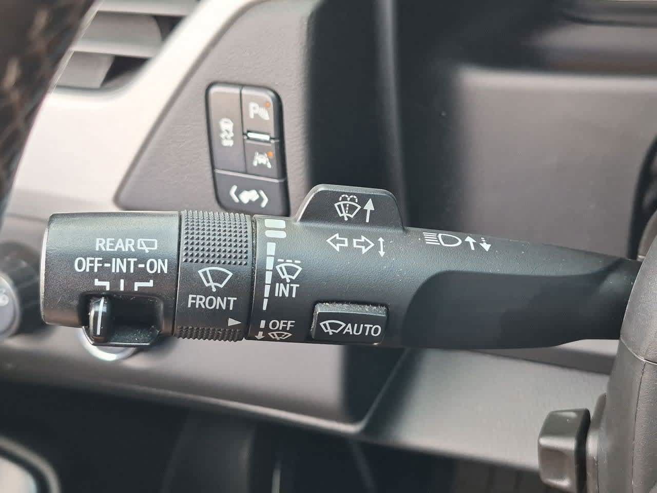 Used 2020 GMC Yukon SLT AWD/4WD image 29