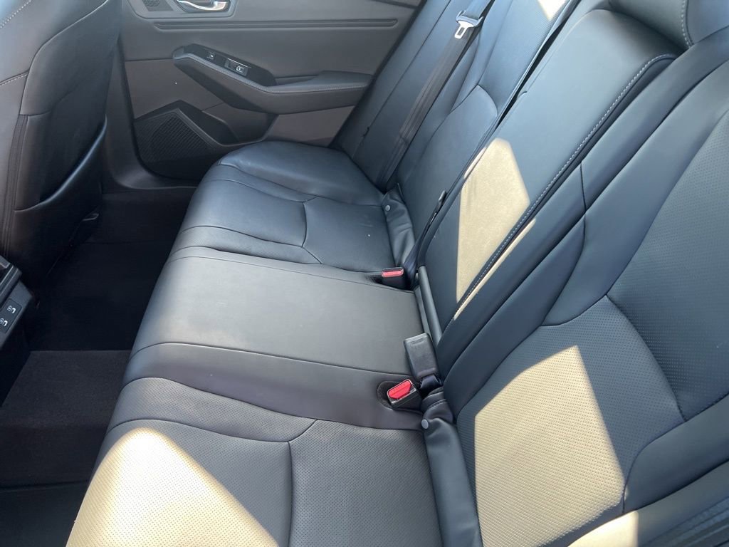 Used 2023 Honda Accord Touring image 9