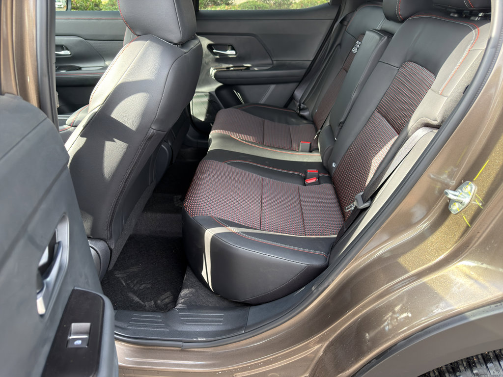 New 2026 Nissan Kicks SR w/ Cold Weather Package image 30