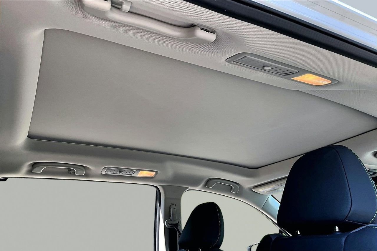 Used 2023 Subaru Ascent Onyx Edition image 15