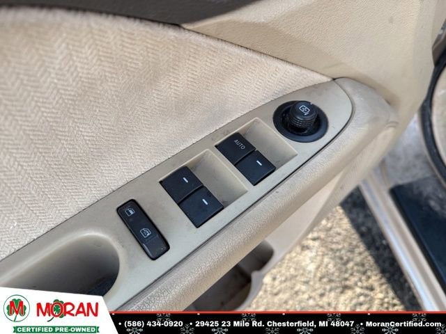 Used 2008 Mercury Milan AWD image 12