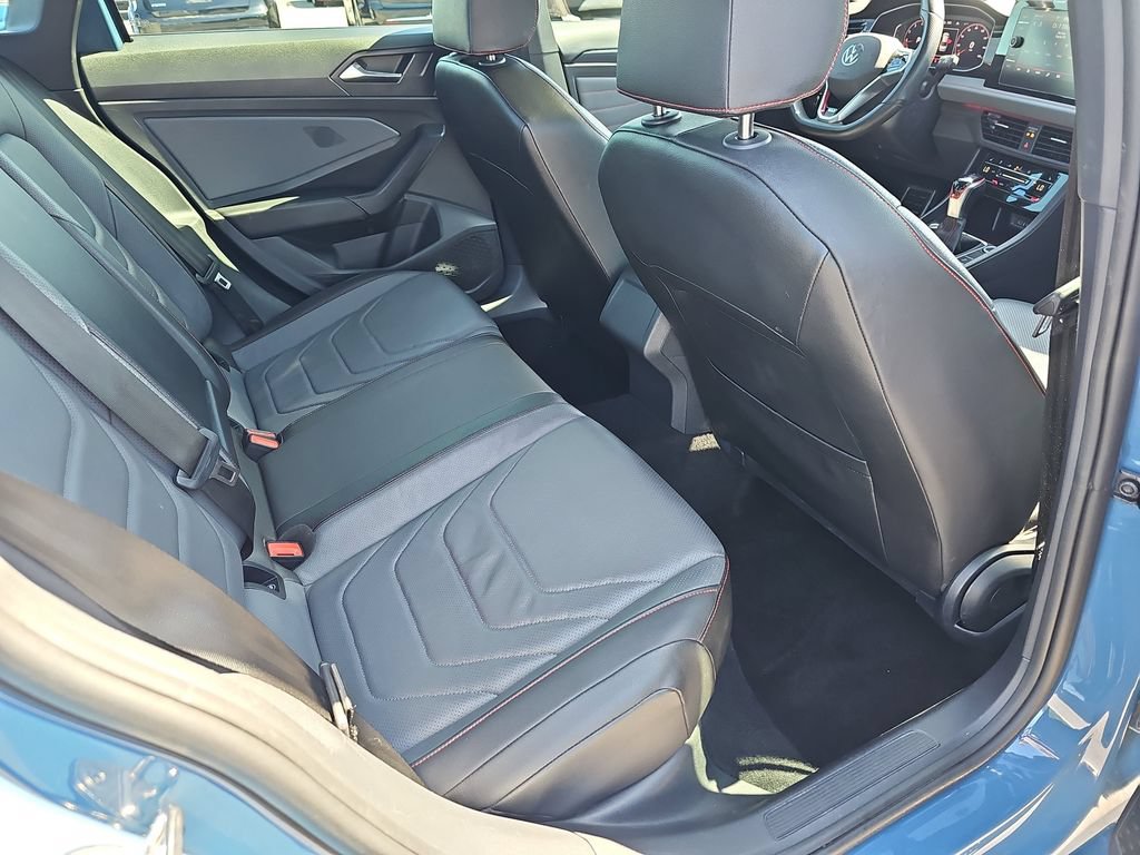 Used 2025 Volkswagen Jetta GLI Autobahn FWD image 15