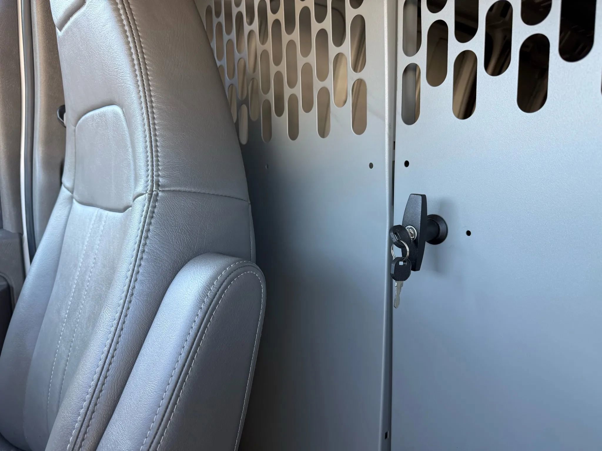 Used 2022 GMC Savana 2500 w/ Communications Package image 33