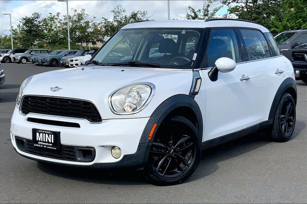Used 2014 MINI Cooper Countryman S FWD image 2