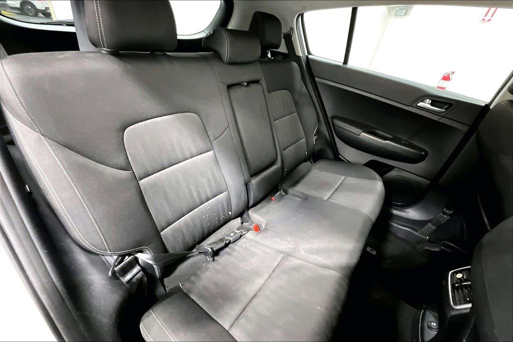 Used 2021 Kia Sportage LX image 34