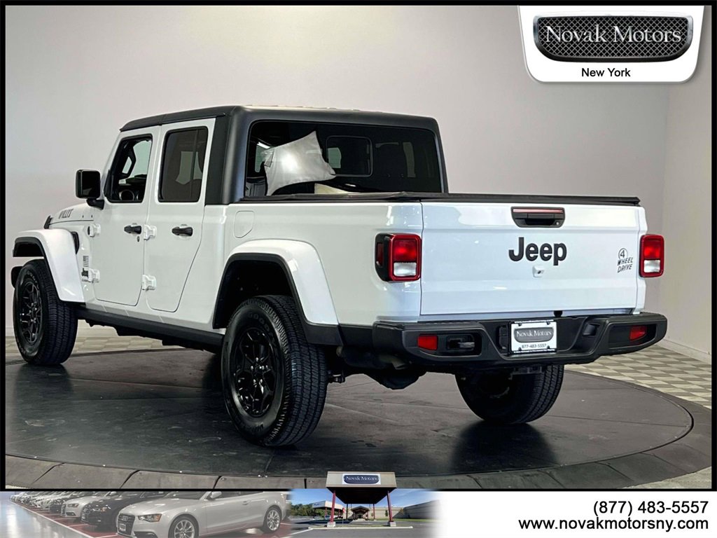 Used 2021 Jeep Gladiator Willys image 6