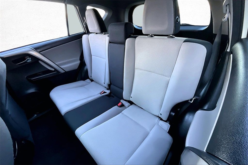 Certified 2018 Toyota RAV4 XLE image 19