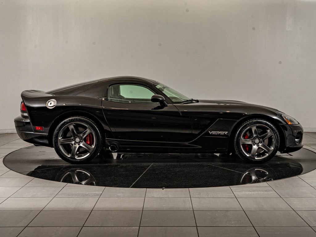 Used 2006 Dodge Viper SRT-10 image 4