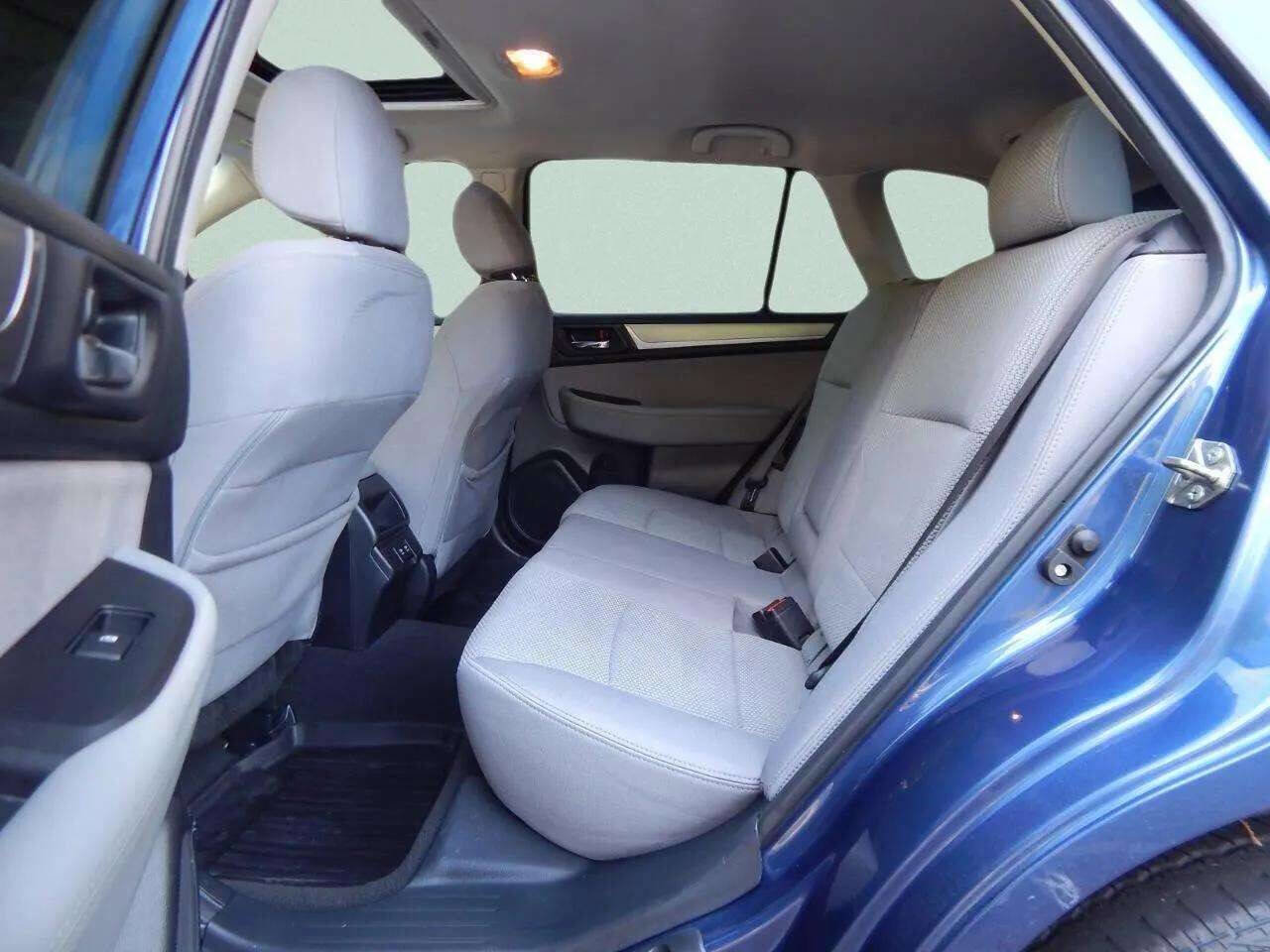 Used 2019 Subaru Outback 2.5i Premium image 40