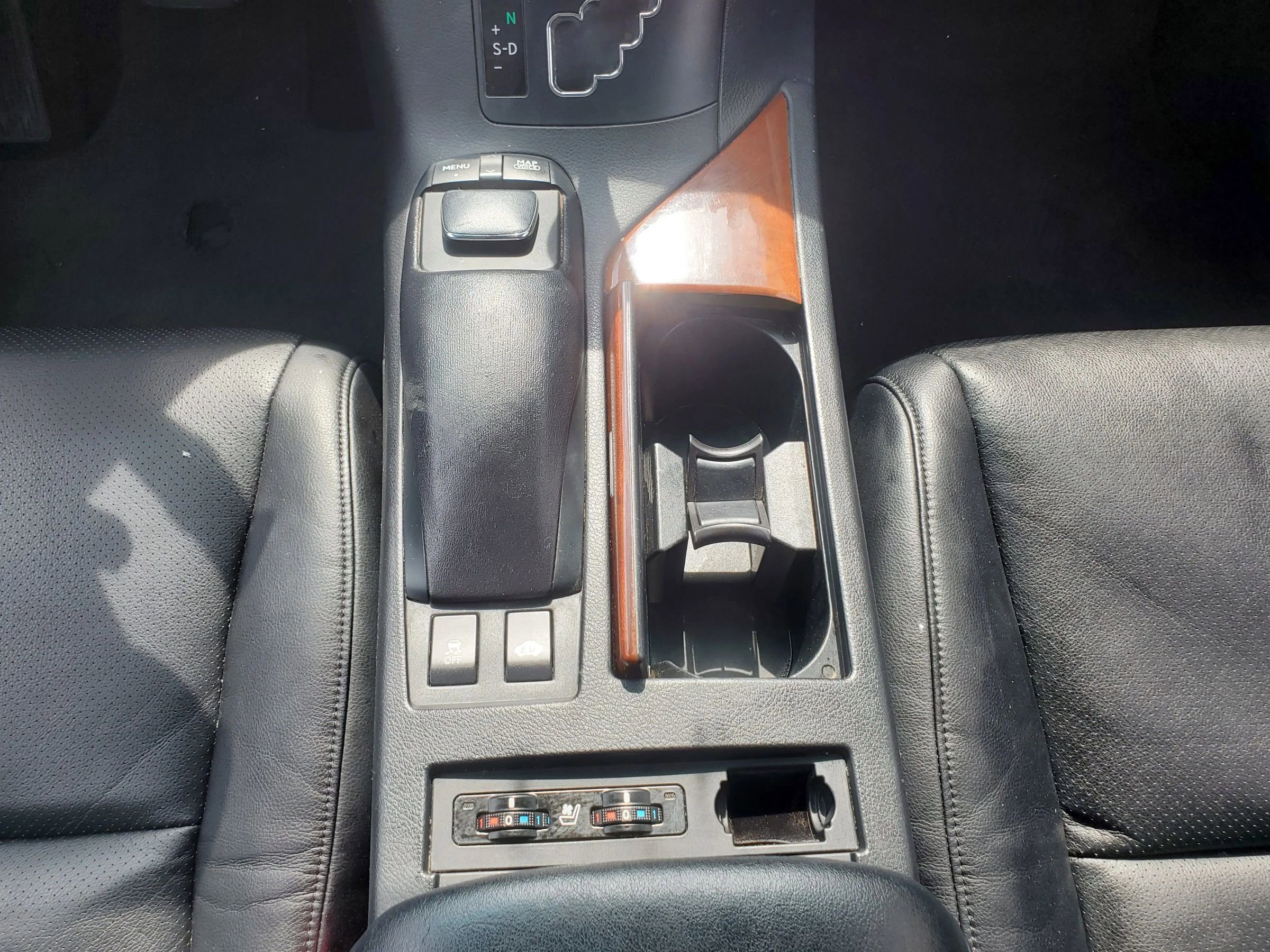 Used 2013 Lexus RX 450h AWD w/ Navigation Pkg image 37