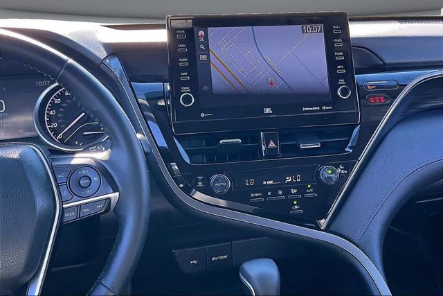 Used 2024 Toyota Camry XLE w/ Navigation Package image 9