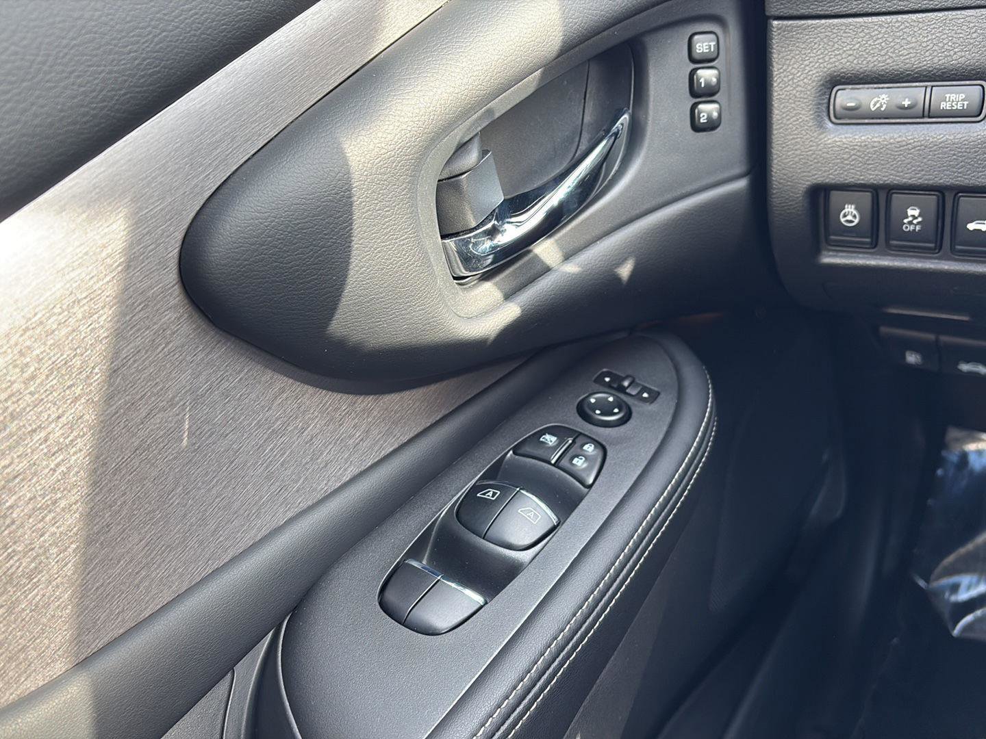 Used 2024 Nissan Murano SL image 13