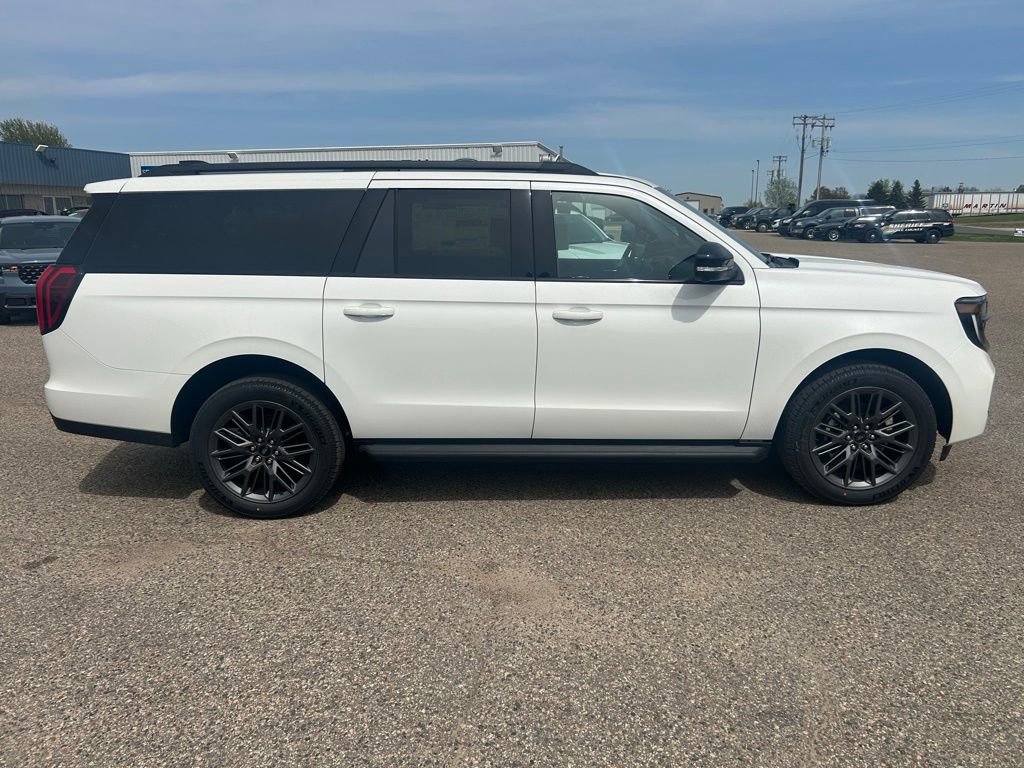 New 2026 Ford Expedition Max Platinum w/ Stealth Appearance Package AWD/4WD image 8