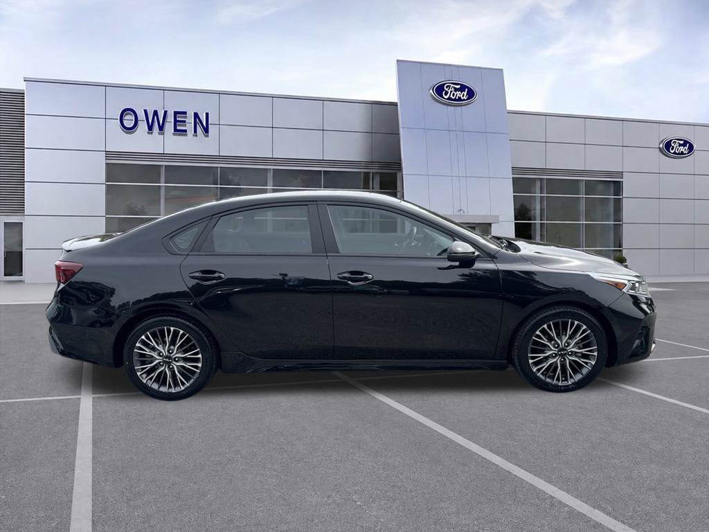 Used 2023 Kia Forte GT-Line w/ GT-Line Technology Package FWD image 7
