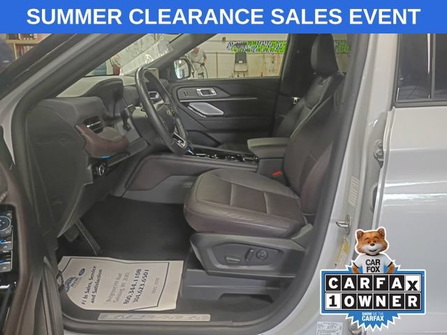 Used 2025 Ford Explorer Platinum w/ LUX Leather Package AWD/4WD image 7