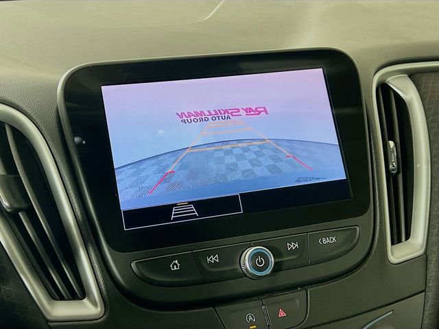 Used 2024 Chevrolet Malibu LT image 18