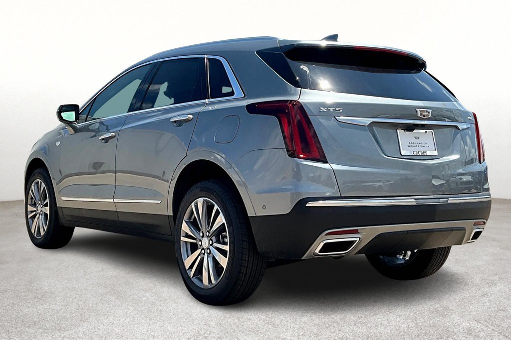 New 2025 Cadillac XT5 Premium Luxury w/ Technology Package FWD image 4