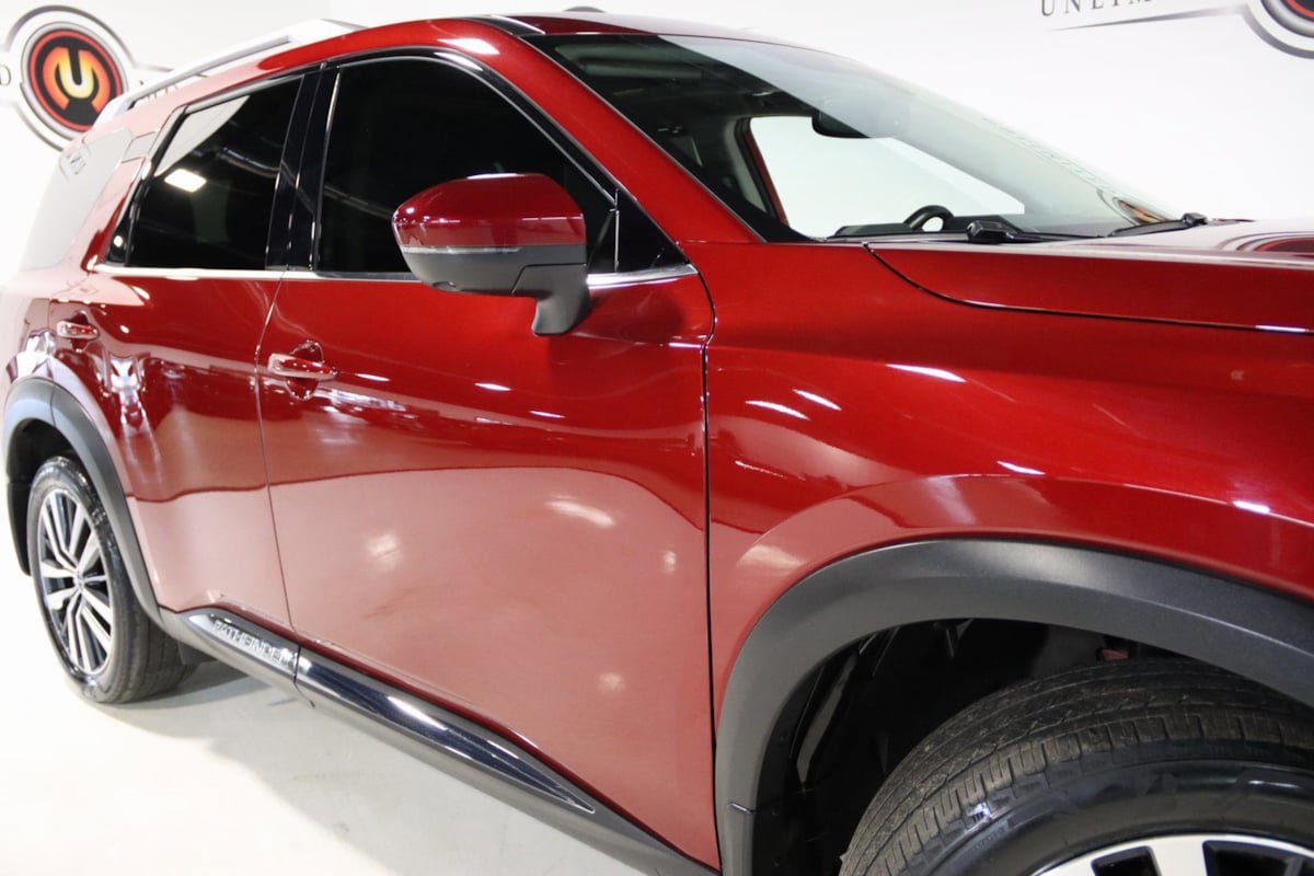 Used 2022 Nissan Pathfinder Platinum w/ Cargo Package image 7