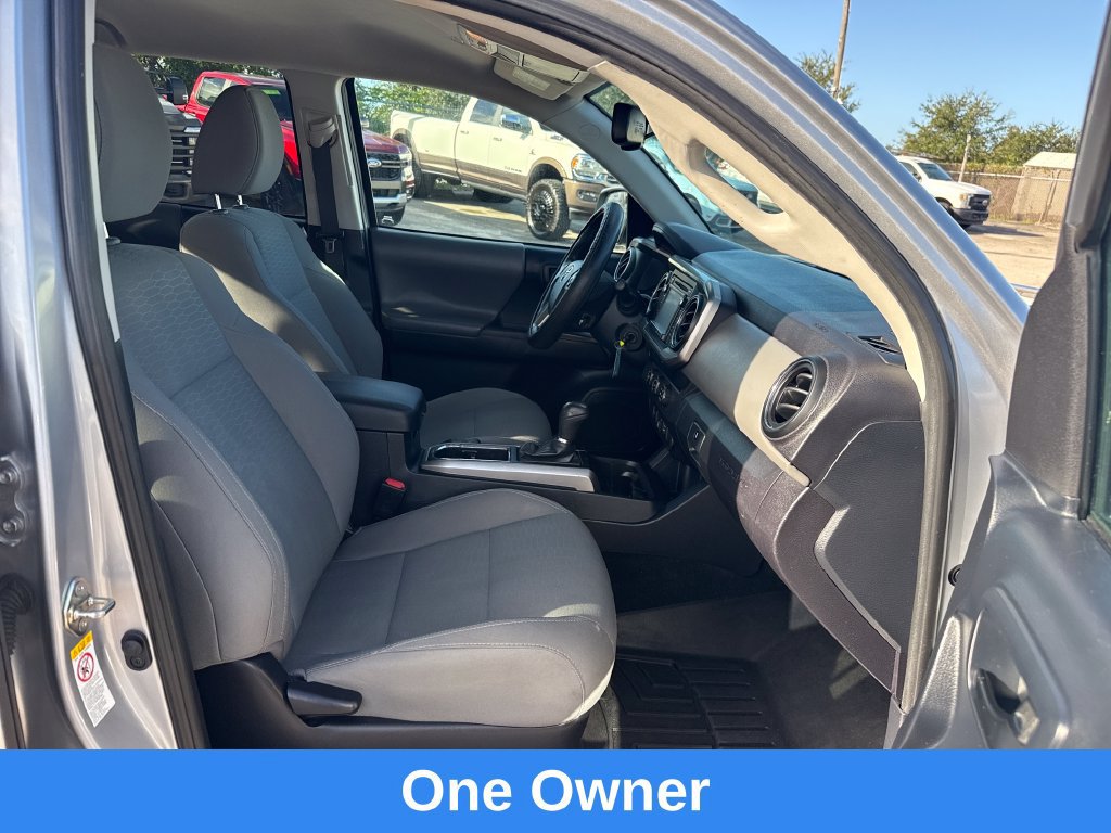 Used 2019 Toyota Tacoma SR5 RWD image 23