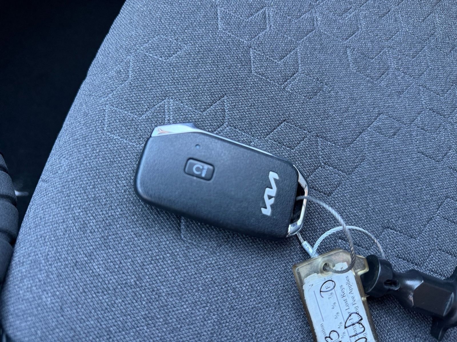 Used 2025 Kia Seltos S image 27