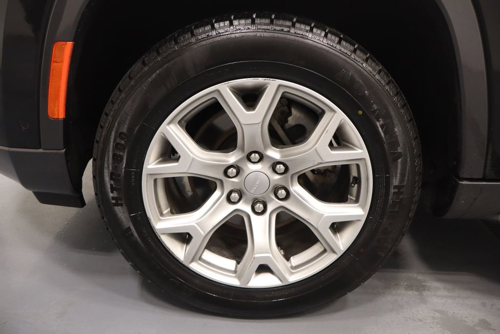 Used 2022 Jeep Wagoneer Series II image 25