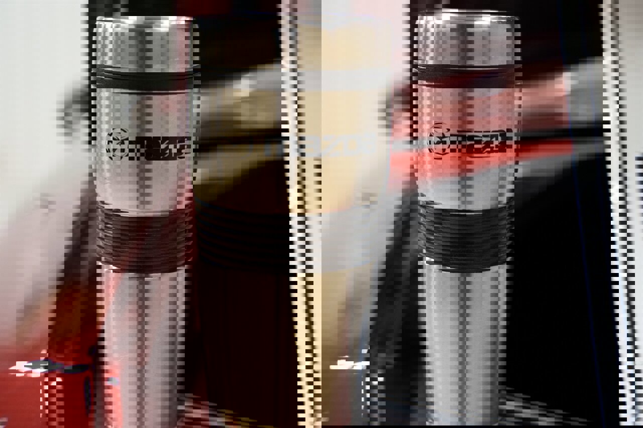 Used 2009 MAZDA MX-5 Miata Grand Touring w/ Premium Pkg image 20