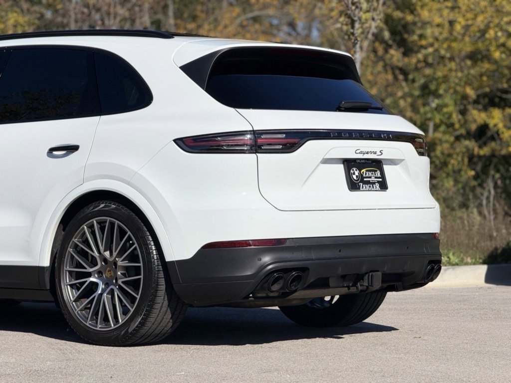Used 2023 Porsche Cayenne image 7