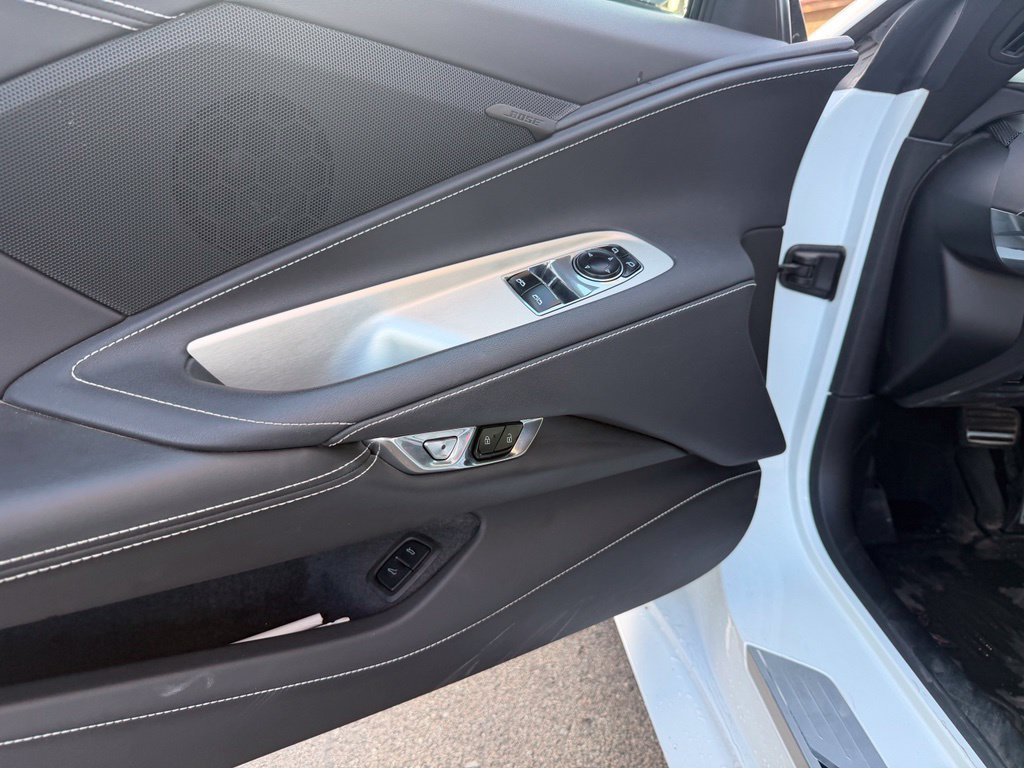 Used 2023 Chevrolet Corvette Stingray Coupe RWD image 21