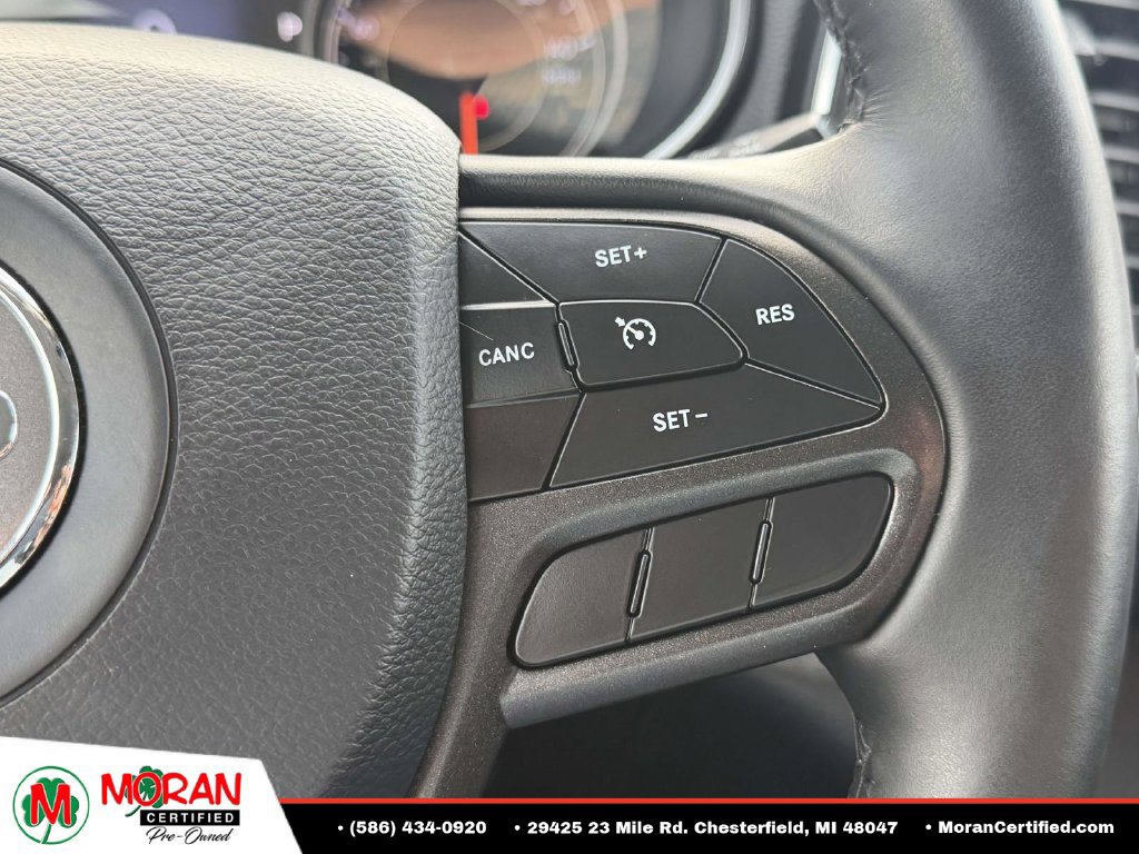 Used 2019 Jeep Cherokee Trailhawk w/ Cold Weather Group AWD/4WD image 25