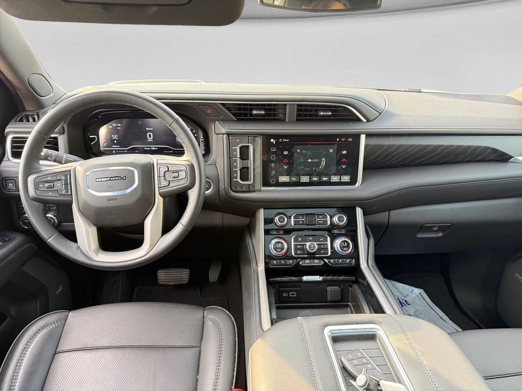 Used 2024 GMC Yukon Denali AWD/4WD image 24