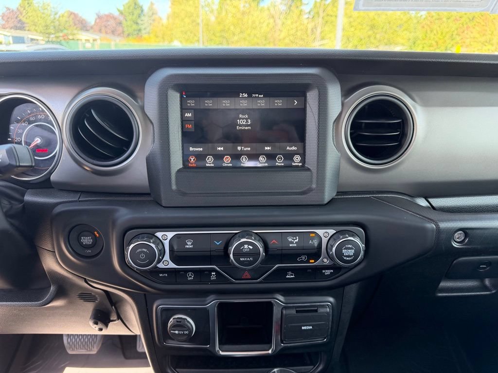 Used 2022 Jeep Wrangler Unlimited Sport AWD/4WD image 21