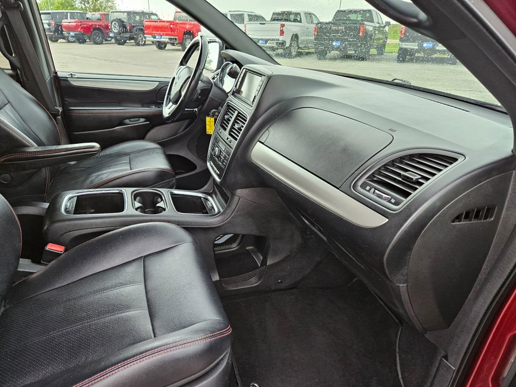 Used 2019 Dodge Grand Caravan GT FWD image 31