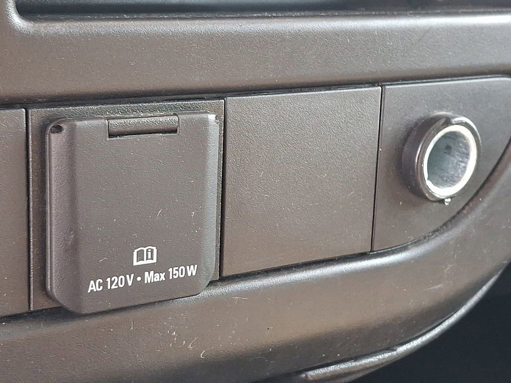 Used 2024 GMC Savana 2500 w/ Driver Convenience Package image 23