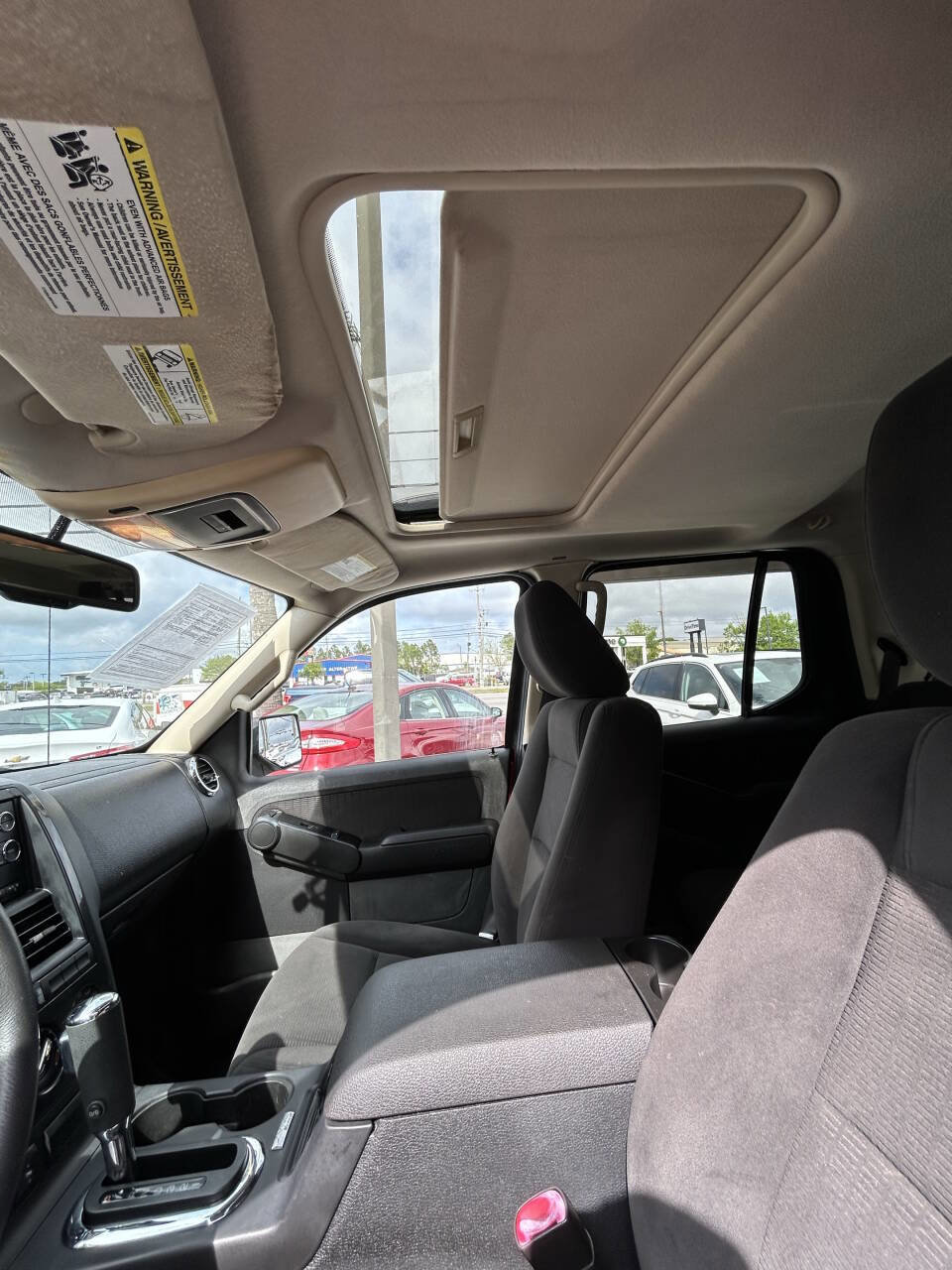 Used 2010 Ford Explorer Sport Trac XLT image 17