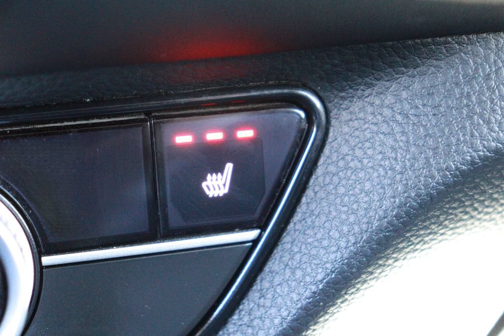Used 2024 Honda HR-V EX-L image 17