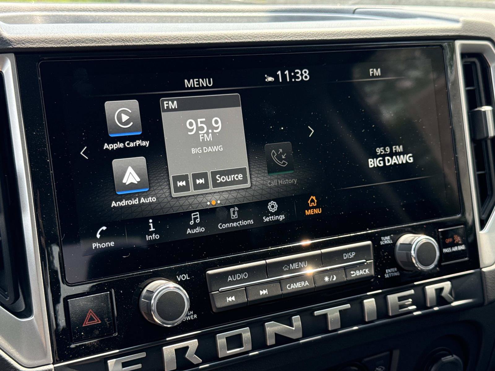 New 2026 Nissan Frontier SV w/ All-Weather Content Package AWD/4WD image 9