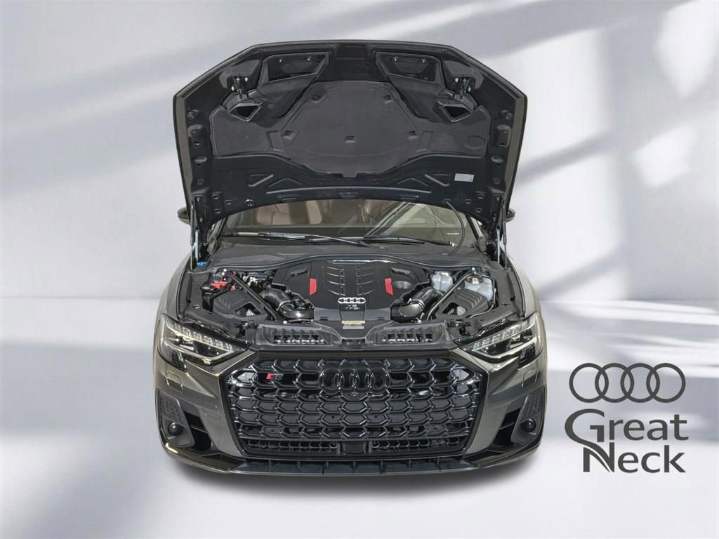 Used 2023 Audi S8 w/ S8 Comfort Plus Package AWD/4WD image 16